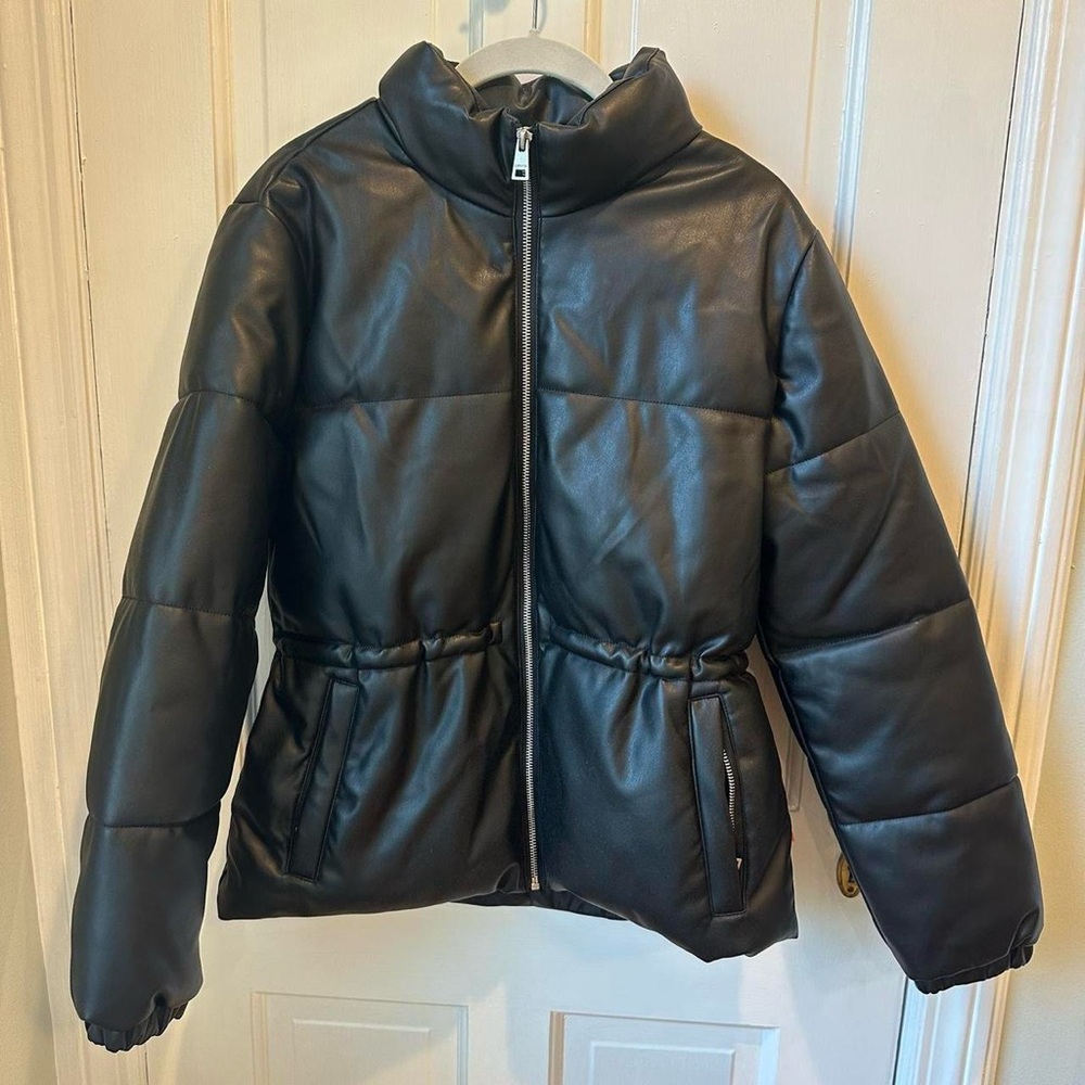 Levi’s Black Puffer Jacket